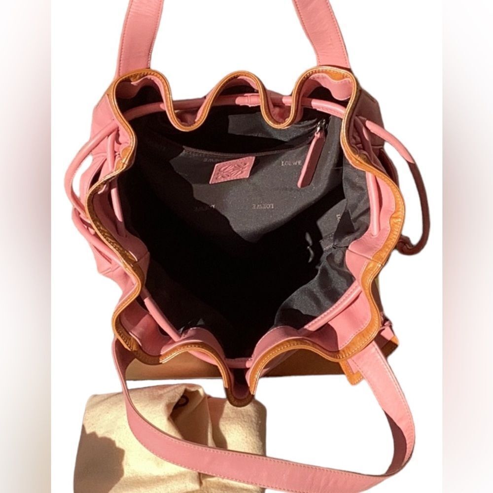 LOEWE ANAGRAM AUTHENTIC PINK SOFT LEATHER DRAW STRING SHOULDER HANDBAG - Picture 7 of 12